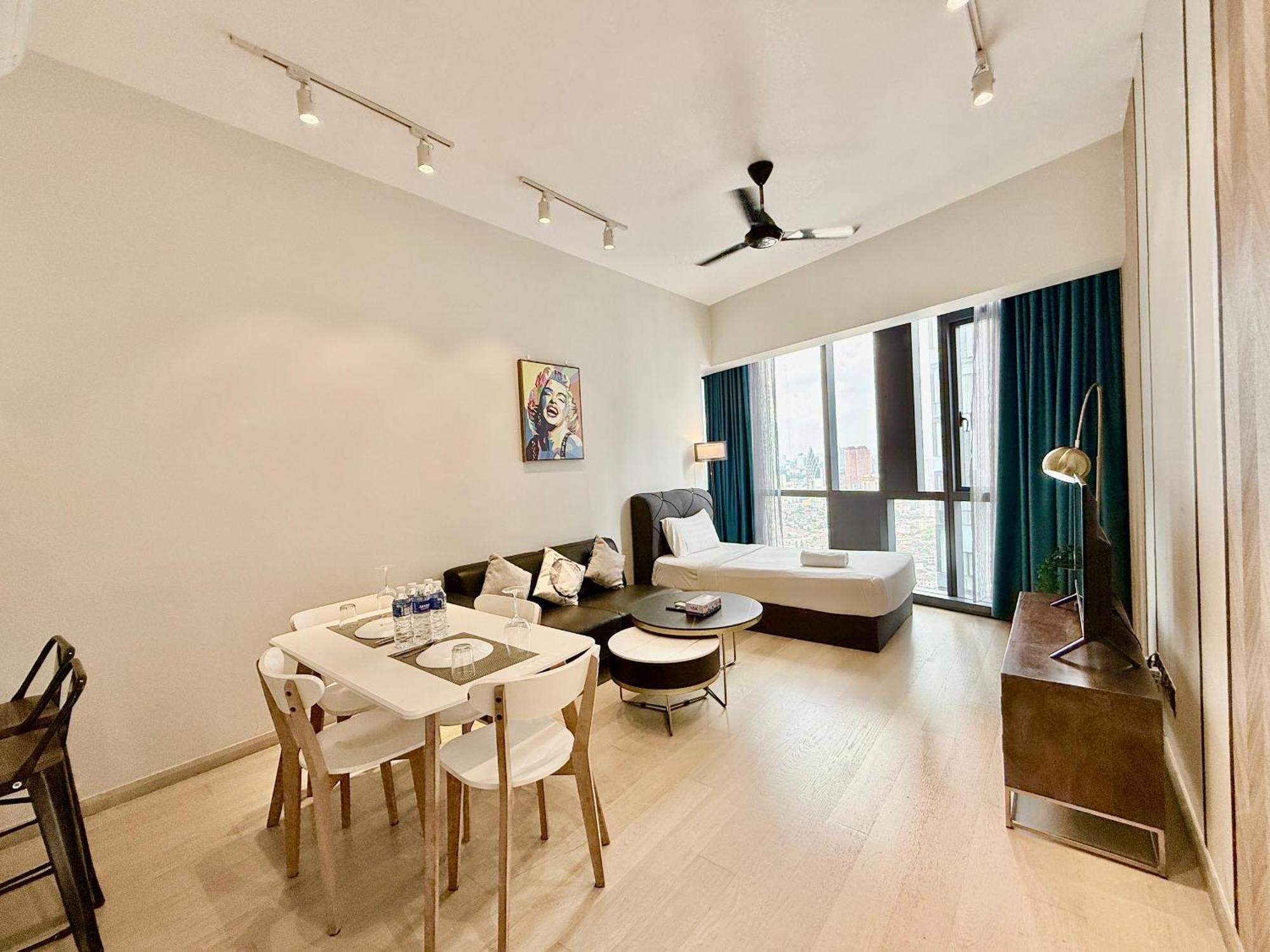 Star At Klcc By Eae Apartment กัวลาลัมเปอร์ ภายนอก รูปภาพ